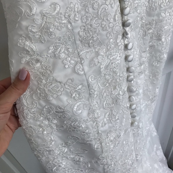 Mermaid Wedding Dress - Picture 10 of 11
